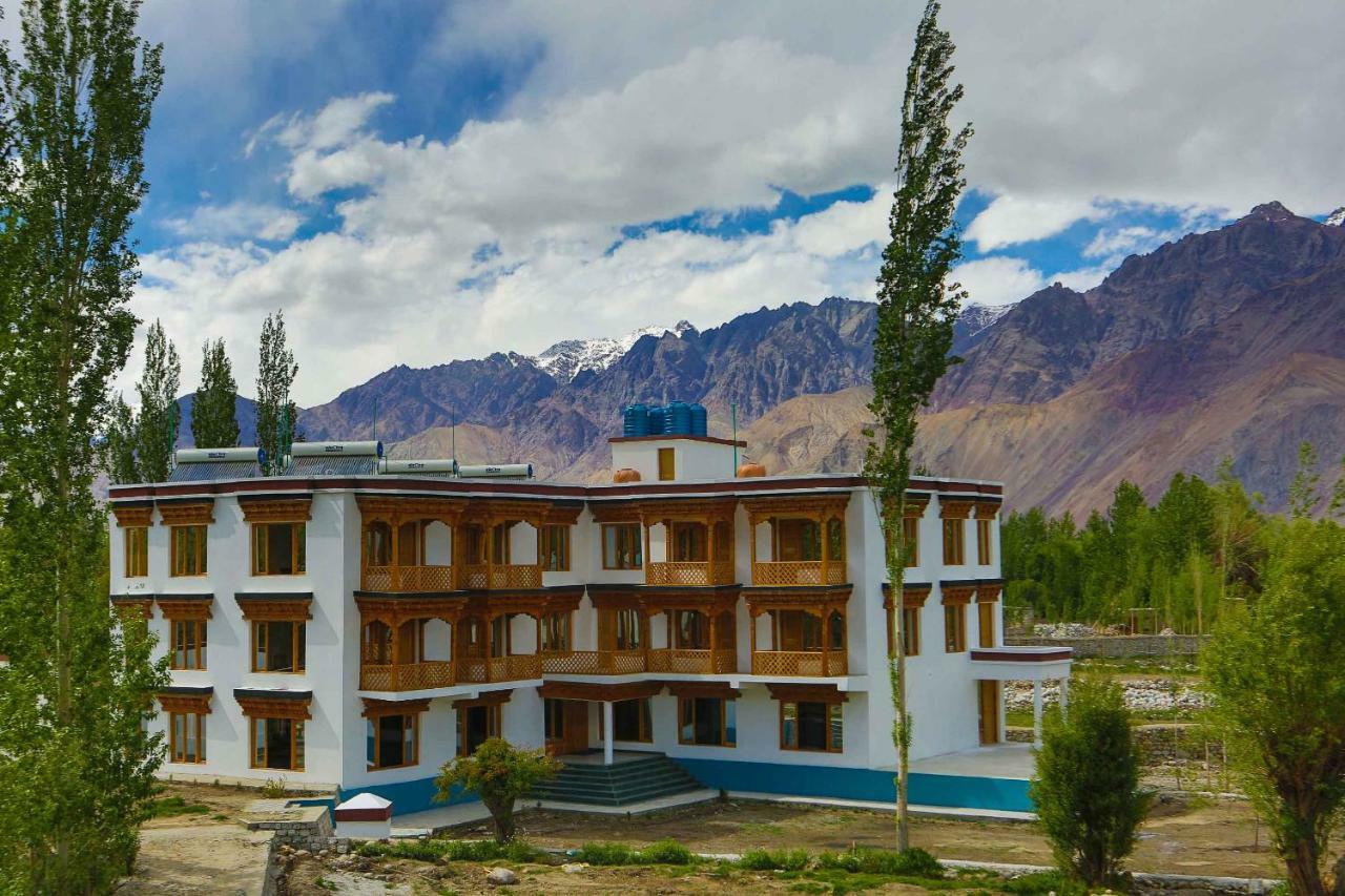 Hunder Residency Hotel Leh Buitenkant foto
