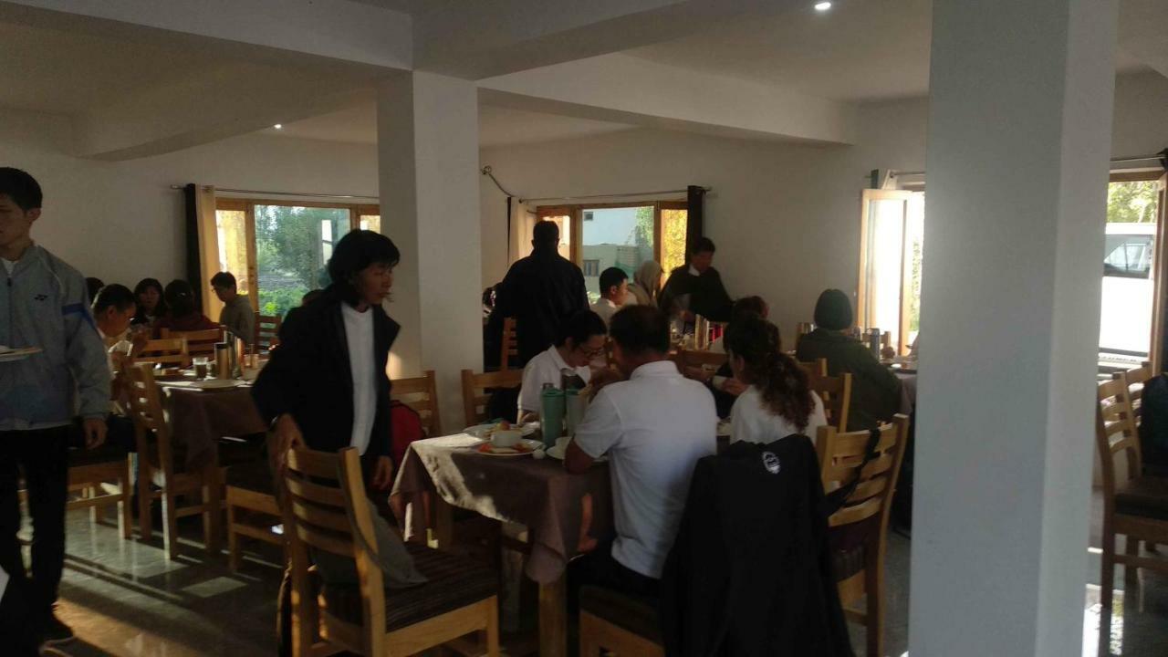 Hunder Residency Hotel Leh Buitenkant foto